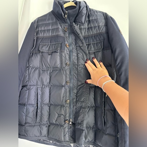 Moncler Puffer Jacket - Picture 5 of 16